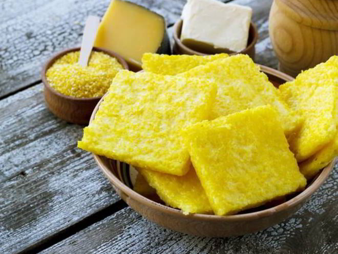 Рецепт поленты с ветчиной и перецем