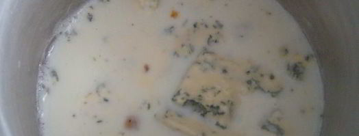 полента, жаренная с грибами и соусом дор блю. Шаг 9