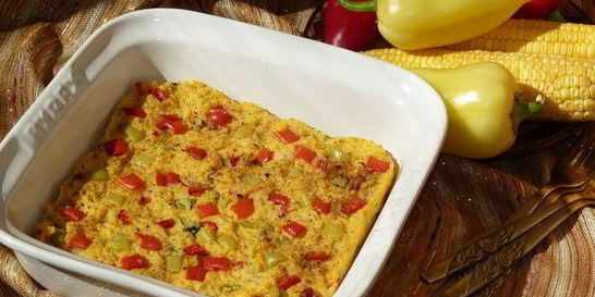 Запеченная полента с овощами