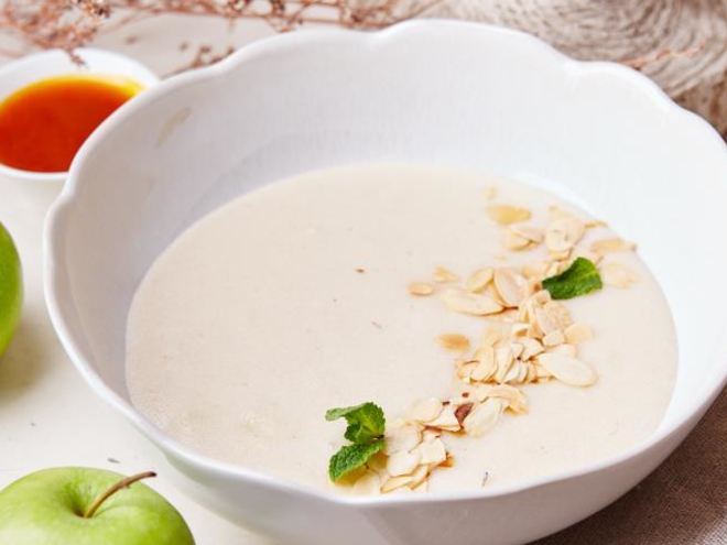 Рецепт каши манной с томлеными яблоками