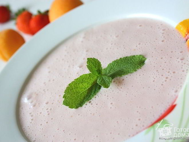 Рецепт клубничной манной каши