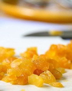 Кокосовая манная каша с ананасовыми цукатами