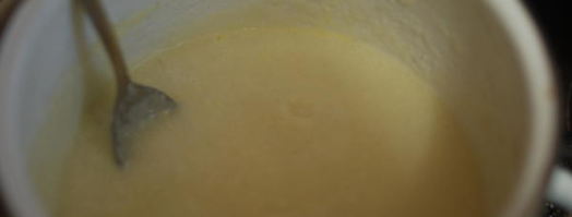 манная каша на молоке с желтком. Шаг 6