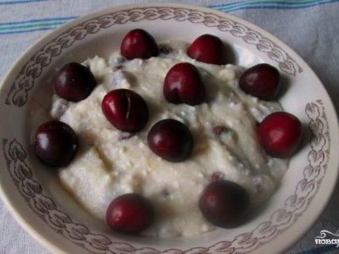 Рецепт манной каши с изюмом