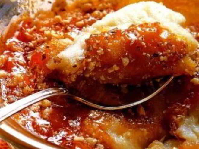 Рецепт манной каши с карамелью и орехами