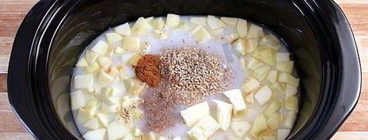 ночная овсяная каша с яблоками и орехами в мультиварке. Шаг 3