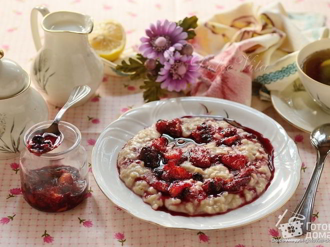 Рецепт овсяной каши с ягодами, апельсином и корицей