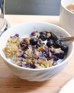 Запеченная овсянка с черникой и бананом