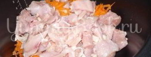 перловая каша с томатом и курицей из мультиварки. Шаг 3