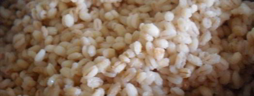 перловая каша с тушенкой, овощами и шампиньонами. Шаг 4