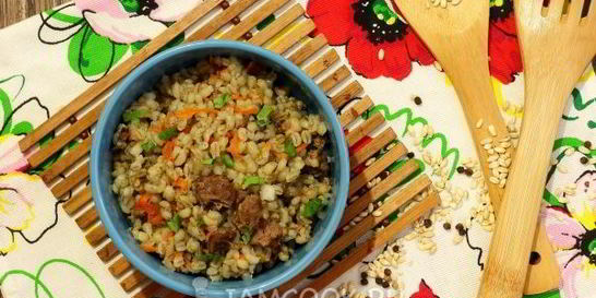 Перловка с тушенкой в мультиварке