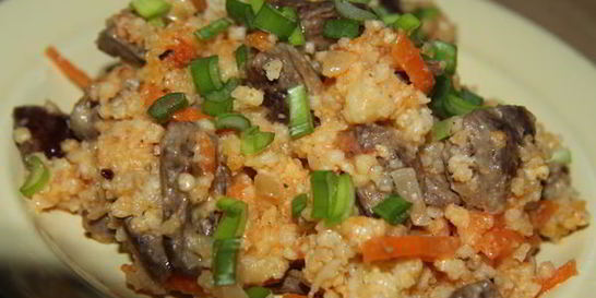 Пшенная каша с куриными сердечками