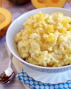 Пшенная каша с тыквой в горшочках