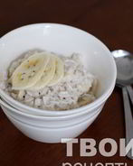 Рисовая каша на кокосовом молоке с бананом