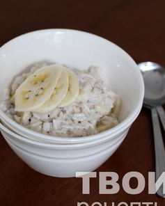 Рисовая каша на кокосовом молоке с бананом