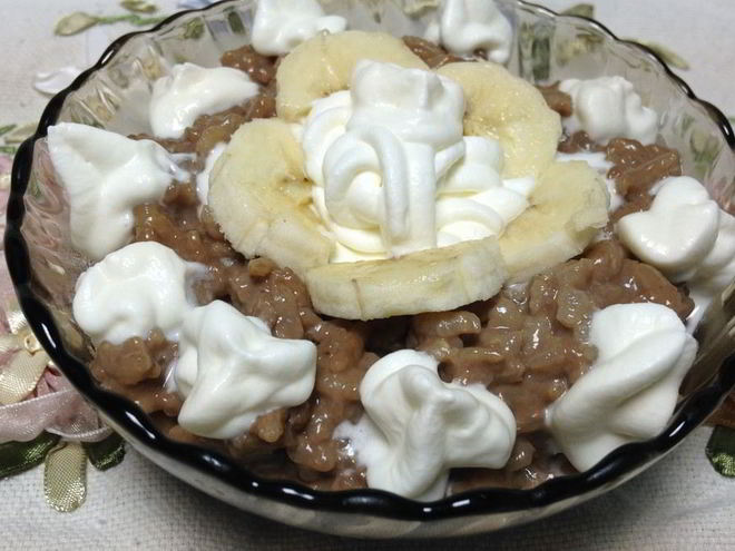 Рецепт рисовой каши с какао и взбитыми сливками