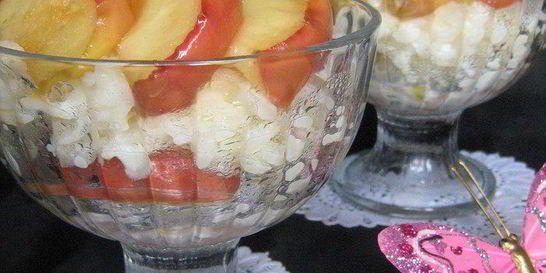 Сливочная рисовая каша с яблоками