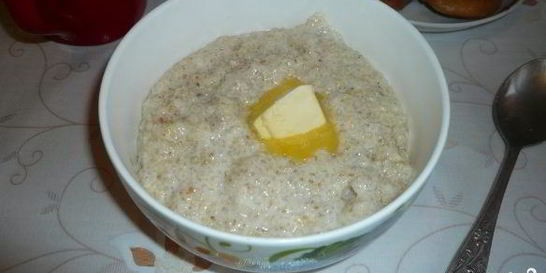 Ячневая каша на молоке