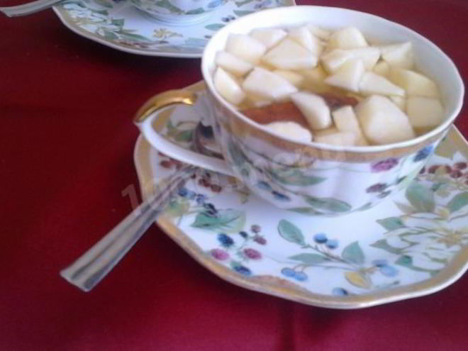 Рецепт чая с яблоками и корицей
