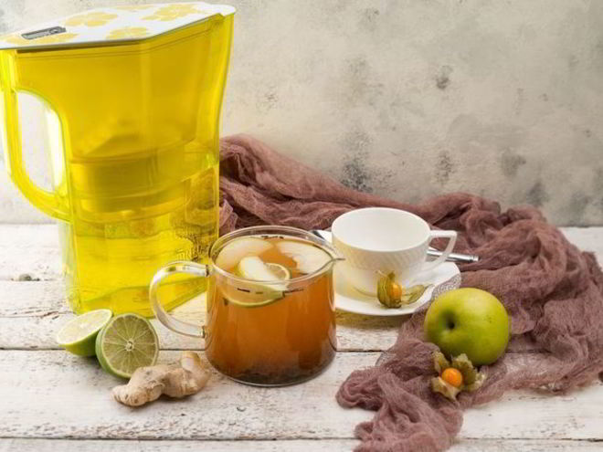 Рецепт имбирного чая с яблоком и лаймом