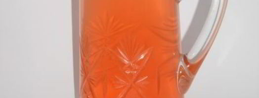 холодный зеленый чай с черешней, красной смородиной, корицей и мятой. Шаг 5