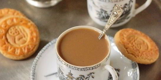 Кофе-чай — молочный чай с кофе из Гонконга