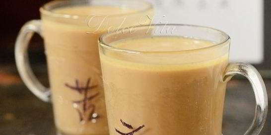 Молочный шелковый чай из Гонконга