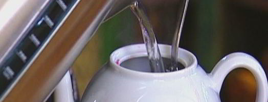 вишневый чай с медом, апельсиновой цедрой и пряностями. Шаг 5