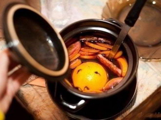 Рецепт глинтвейна с имбирем, гвоздикой и изюмом