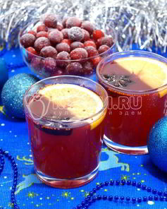 Клюквенный безалкогольный глинтвейн