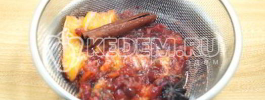 клюквенный безалкогольный глинтвейн. Шаг 7