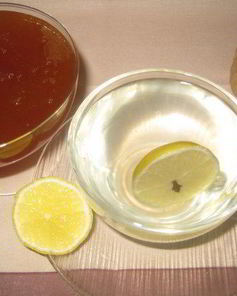 Имбирно-лимонный напиток с медом