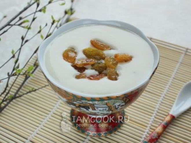 Рецепт молочного киселя с изюмом