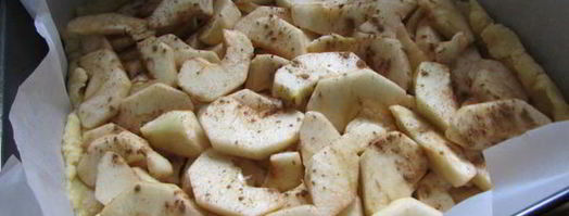 пляцок яблоки под кисельным небом. Шаг 6