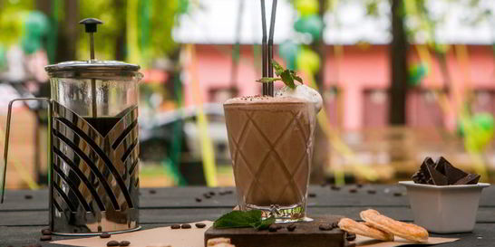 Холодный мятно-шоколадный кофе