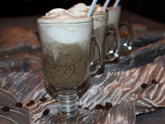 Рецепт кофе гляссе со страчателлой