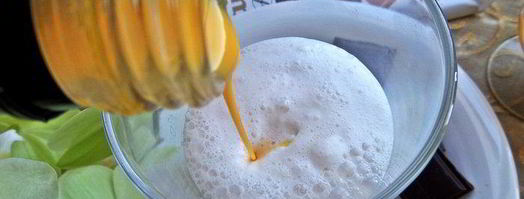 кофе с молоком и яичным ликером. Шаг 8