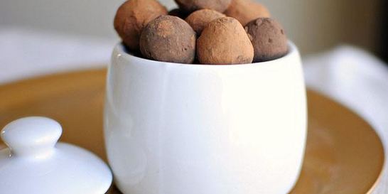 Шоколадные трюфели с корицей и кофе