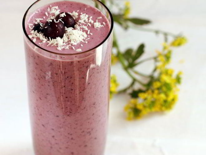 Рецепт кокосового коктейля с ягодами