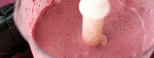 кокосовый коктейль с ягодами. Шаг 5