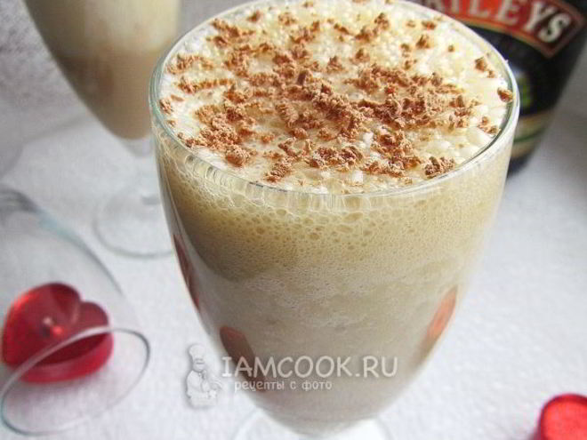 Рецепт коктейля с мороженым baileys banana