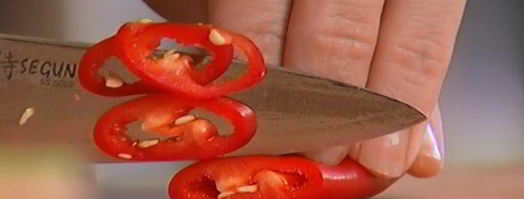 спагетти с копченой форелью и джином. Шаг 4