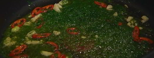 спагетти с копченой форелью и джином. Шаг 6