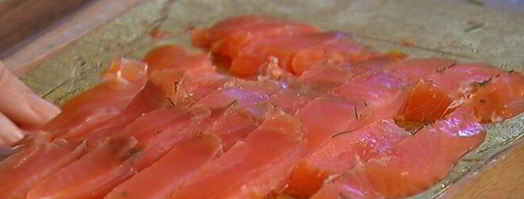 спагетти с копченой форелью и джином. Шаг 7