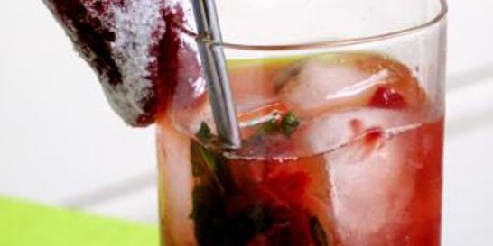 Весенний клубничный коктейль