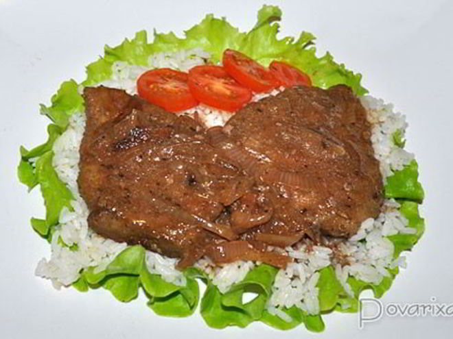 Рецепт говяжьей печени с вином и луком