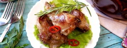 кролик с вином и пряными травами в духовке. Шаг 15