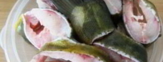 линь, тушеный с вином и шампиньонами. Шаг 3