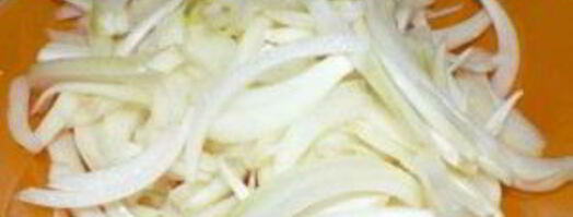 линь, тушеный с вином и шампиньонами. Шаг 5