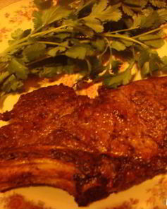 Свиная корейка с вином и специями